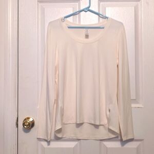 NWOT arika Performance Top